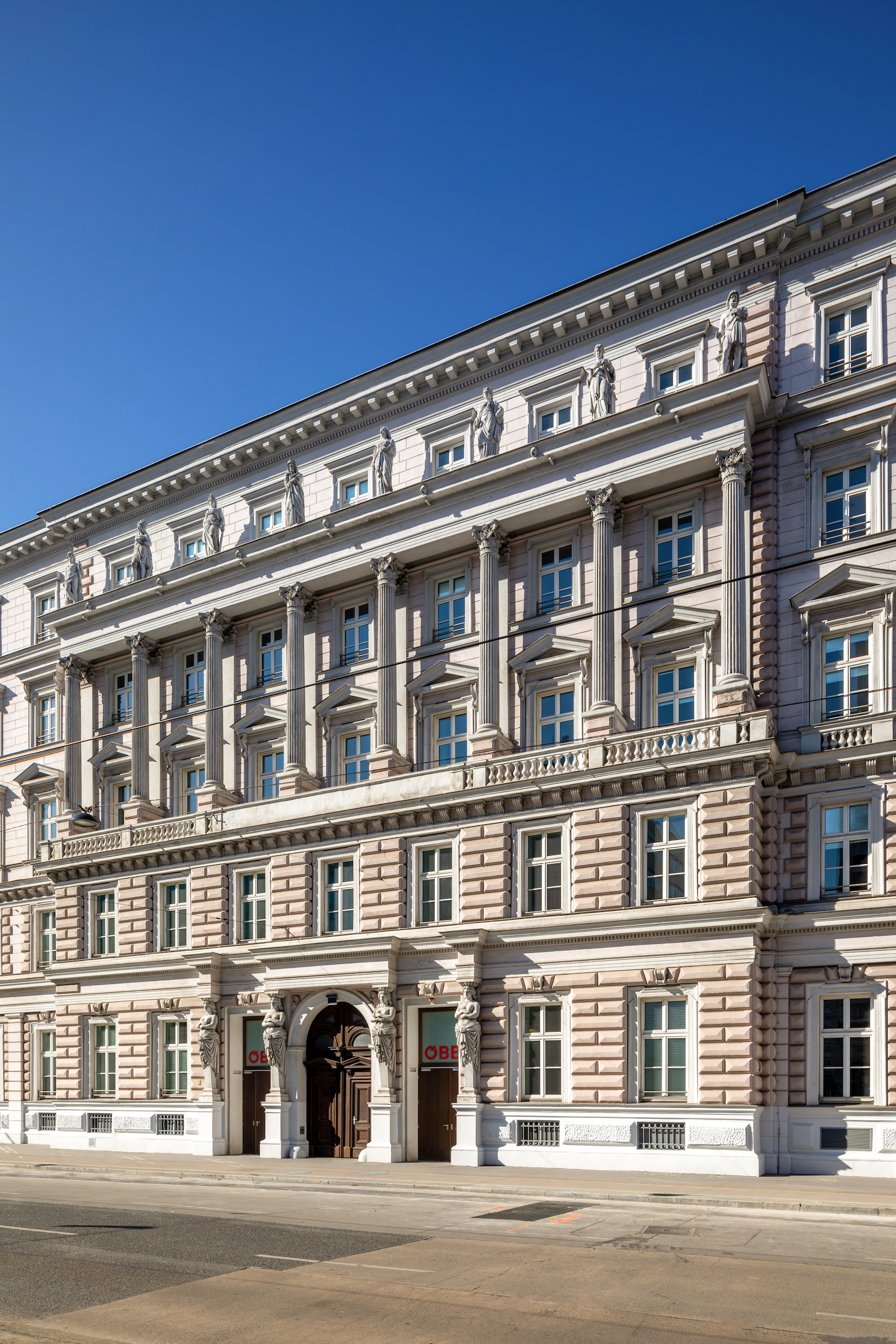 REinvest Asset Management S.A. verkauft Gründerzeit-Immobilie in Wien mit hohem Gewinn
