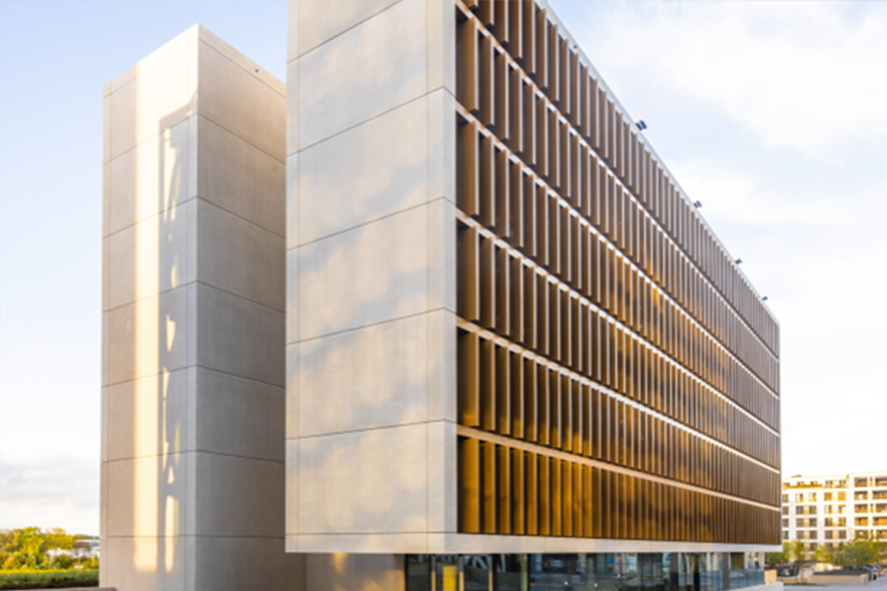 REinvest Asset Management S.A. erwirbt Bronze Gate in Luxemburg für 65 Millionen Euro